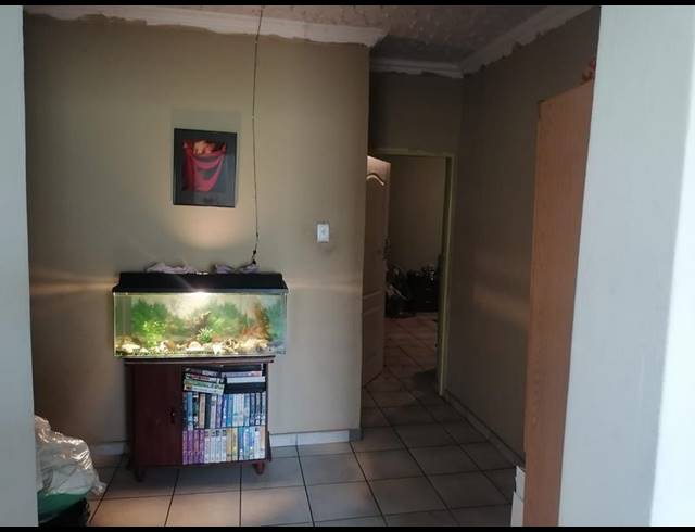 11 BEDROOM HOUSE FOR SALE IN PRETORIA WEST